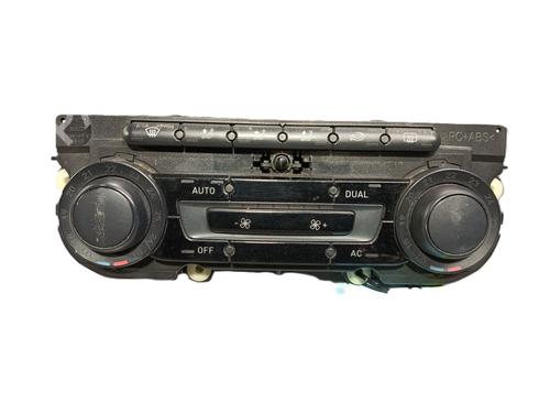 Used Climate control SEAT ALTEA XL (5P5, 5P8) 1.6 TDI (105 hp) 23256871
