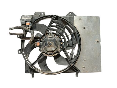 Used Radiator fan PEUGEOT 208 I (CA_, CC_) [2012-2021]  31378287
