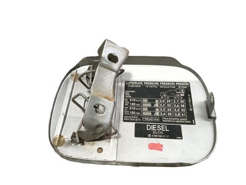 Fuel flap MERCEDES-BENZ E-CLASS (W211) E 320 CDI (211.026) | BP19783228C131 
