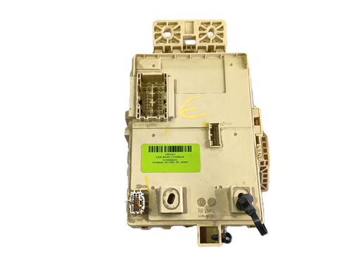 Sikringsdåse HYUNDAI i30 (PDE, PD, PDEN) 1.0 T-GDI (120 hp) 32163415