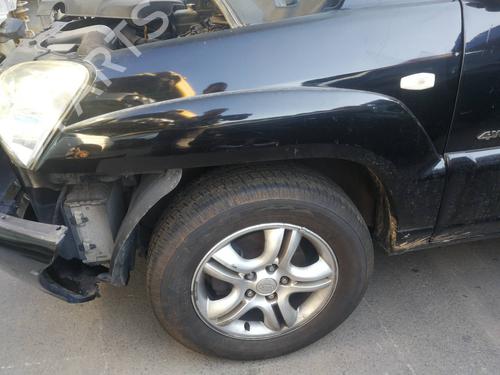 Used Left front fenders KIA SPORTAGE II (JE_, KM_) [2004-2011]  11133455