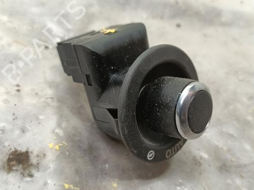 Used Switch Switch LAND ROVER RANGE ROVER SPORT II (L494) 4.4 SDV8 4x4 (340 hp) 34648165 34648165