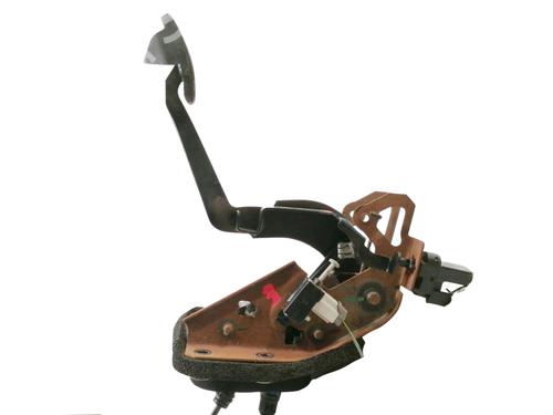 Used Clutch pedal FORD FIESTA VI (CB1, CCN) [2008-2025]  10302639