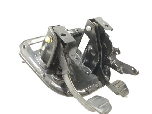 Used Clutch pedal OPEL MOVANO A Bus (X70) [1998-2025]  8766948