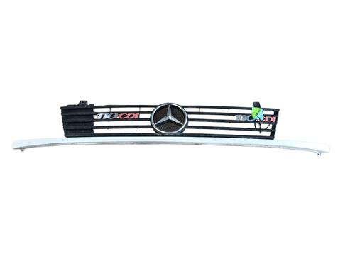 Used Grille MERCEDES-BENZ VITO Van (W638) 110 CDI 2.2 (638.094) (102 hp) 28602121