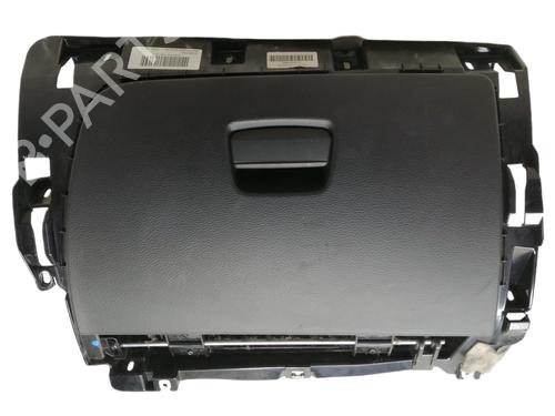 Used Glove box BMW X1 (E84) xDrive 18 d (143 hp) 16490171