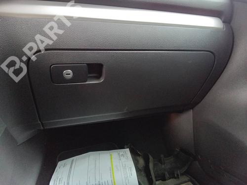 Used Glove box Glove box VW GOLF VI (5K1) 1.4 TSI (122 hp) 10750678 10750678