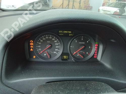 Used Instrument cluster Instrument cluster VOLVO C30 (533) 1.6 D (109 hp) 10548872 10548872