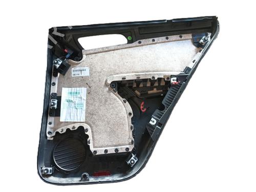 Garniture arrière gauche VW TIGUAN (5N_) 2.0 TDI | BP30717627C60