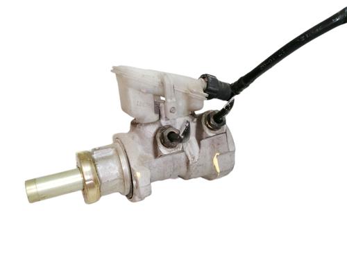 Used Brake master cylinder FORD FOCUS I Turnier (DNW) 1.8 TDCi (100 hp) 10642846