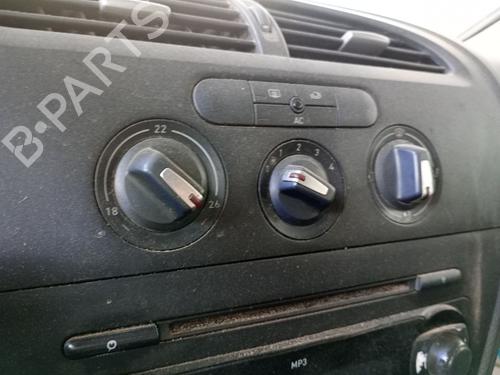 Climate control SEAT LEON (1P1) 1.6 TDI | BP25752129I5 