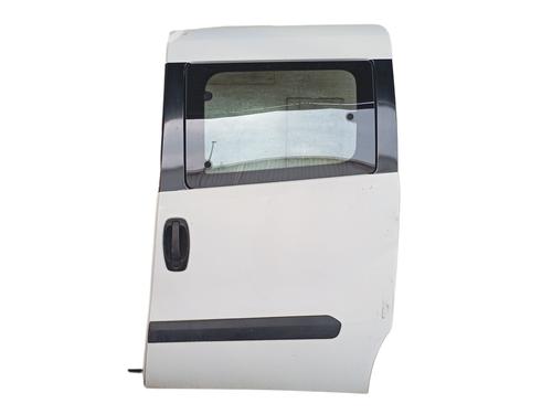 Used Left slide door Left slide door FIAT DOBLO Bus (263_) 1.3 D Multijet (263AXC1A) (90 hp) 34578397 34578397