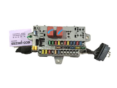 Used Fuse box Fuse box FIAT DUCATO Platform/Chassis (244_) 2.8 JTD (122 hp) 34647940 34647940
