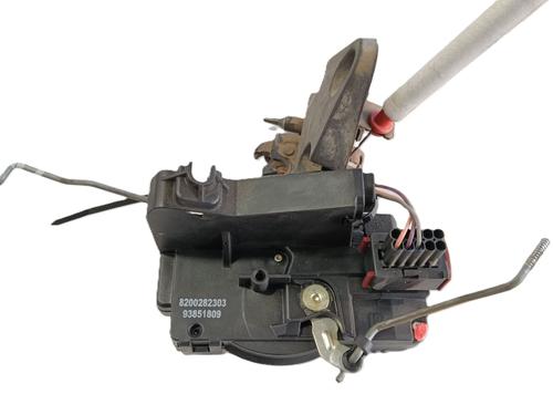 Used Tailgate lock OPEL VIVARO A Bus (X83) 2.0 CDTI (F7, J7, A07) (114 hp) 31752958