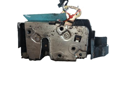 Front left lock LAND ROVER FREELANDER I (L314) | BP30358113C98