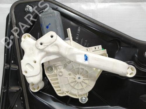 Rear right window mechanism LAND ROVER RANGE ROVER SPORT I (L320) 2.7 D 4x4 | BP8386330C25 