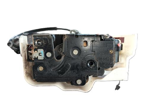 Front right lock VW TOURAN (1T1, 1T2) 1.9 TDI | BP30126643C97