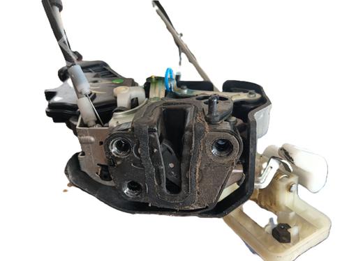 Rear right lock KIA CARENS III MPV (UN) 2.0 CRDi 115 | BP30168646C99