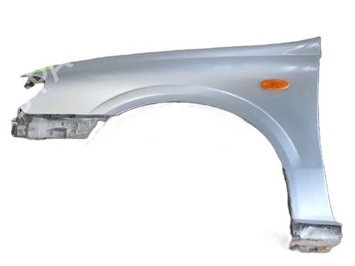 Used Left front fenders NISSAN ALMERA II Hatchback (N16) 1.5 dCi (82 hp) 32135036