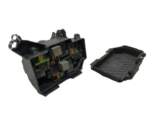 Used Fuse box Fuse box MERCEDES-BENZ GLC (X253) 200 EQ Boost 4-matic (253.981) (197 hp) 34647862 34647862