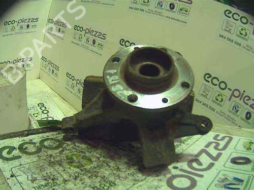 Used Right front steering knuckle RENAULT MEGANE II Estate (KM0/1_) [2003-2012]  5822461