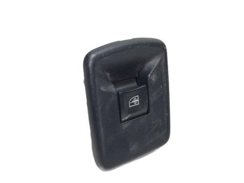 Used Right front window switch Right front window switch DACIA DOKKER Express Box Body/MPV 1.5 dCi 75 / Blue dCi 75 (FEJW, FEAH) (75 hp) 10748797 10748797
