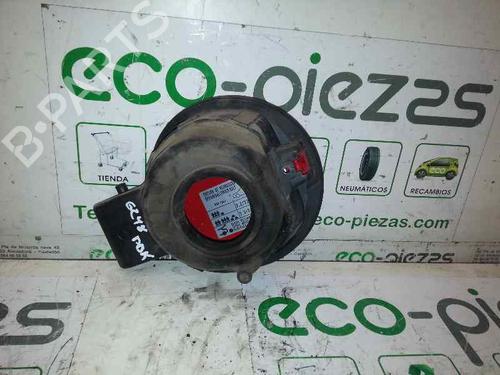 Klapa wlewu paliwa SEAT LEON (1M1)  | BP6878409C131 