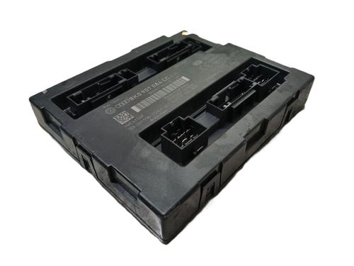 Used Electronic module AUDI A4 B8 (8K2) 2.0 TFSI (211 hp) 31015768