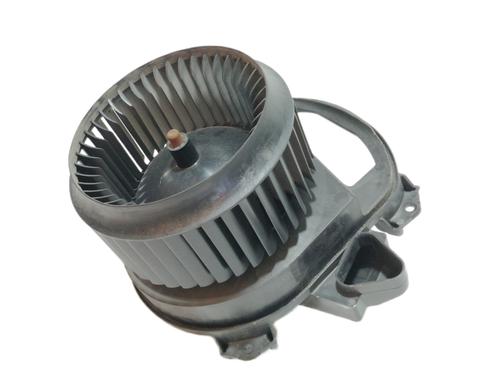 Used Heater blower motor MERCEDES-BENZ GLA-CLASS (X156) GLA 180 (156.942) (122 hp) 13044559
