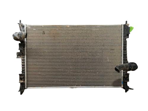 Used Water radiator Water radiator OPEL VIVARO C Van (K0) 1.5 (102 hp) 40097158 40097158