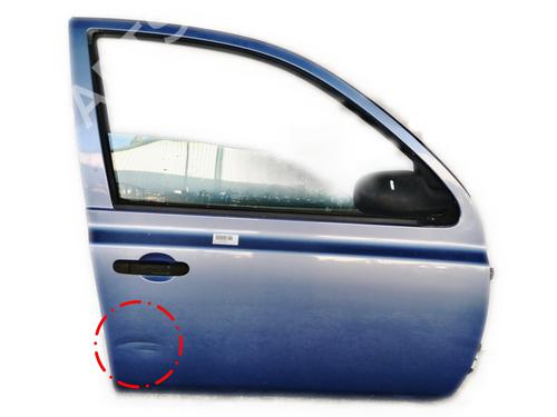 Used Right front door NISSAN MICRA III (K12) 1.5 dCi (65 hp) 15900734
