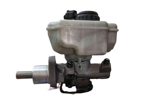 Hovedbremsecylinder Hovedbremsecylinder 38015821 38015821