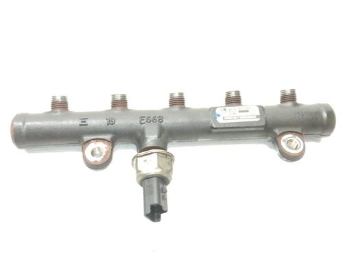 Used Injection rail FORD FOCUS II (DA_, HCP, DP) [2004-2013]  9112664
