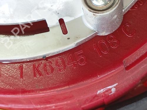 Right tailgate light VW GOLF V (1K1) 2.0 TDI | BP33177642C80 - Image 3