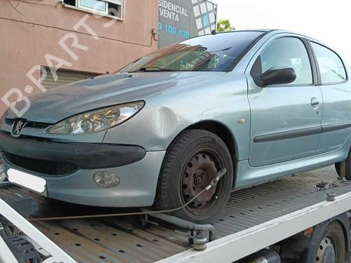 Pièces Détachées Usagées PEUGEOT 206 Hatchback (2A/C) 1.6 16V 4917387