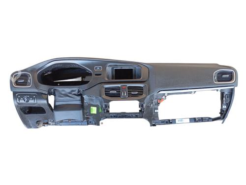 Used Dashboard VOLVO V40 Hatchback (525) D2 (120 hp) 32743899
