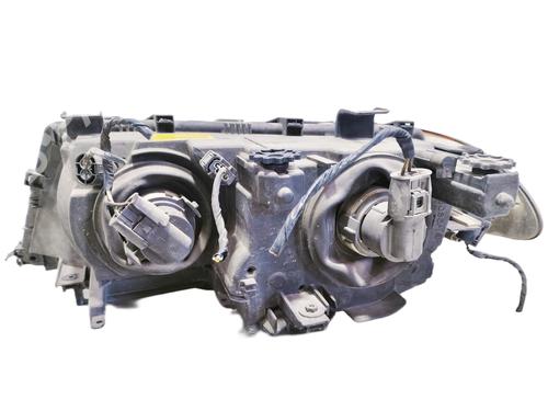 Right headlight BMW 3 (E46) 320 d | BP15554653C29 