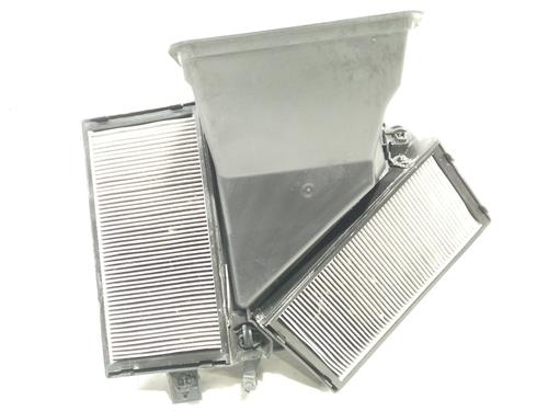 Used Air filter box BMW X5 (E70) 3.0 d (235 hp) 14259880
