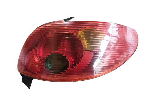 Højre baglygte PEUGEOT 206 Hatchback (2A/C) 2.0 HDI 90 (90 hp) 30562394
