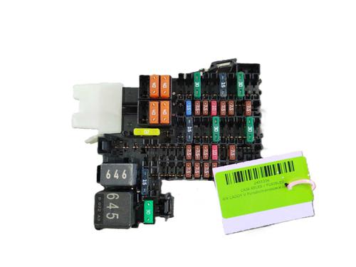 Used Fuse box Fuse box VW CADDY V Box Body/MPV (SBA, SBH) 2.0 TDi (102 hp) 39654214 39654214