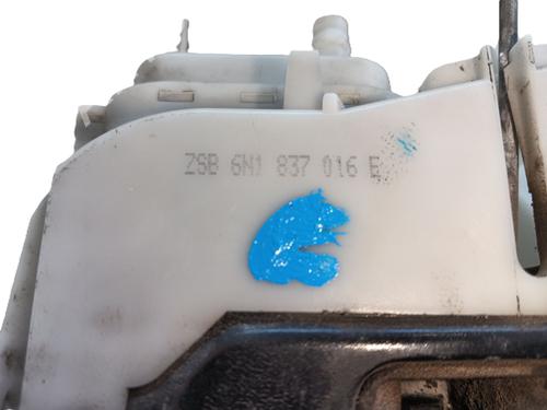 Front right lock VW POLO (6N2) 1.9 SDI | BP25752158C97 