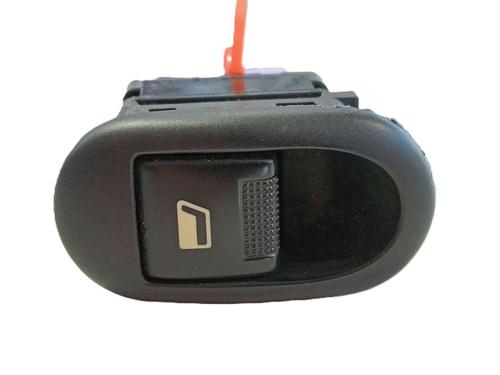 Used Right front window switch Right front window switch CHATENET CH26 Hatchback (CHT26) [2016-2026] 36235347 36235347