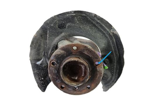 Used Left front steering knuckle BMW 1 (E87) 118 d (143 hp) 32764219