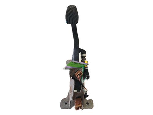 Used Clutch pedal Clutch pedal NISSAN QASHQAI II (J11, J11_) 1.3 DIG-T (140 hp) 34628508 34628508
