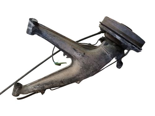 Used Left rear steering knuckle BMW 3 Compact (E36) 316 i (102 hp) 32185327