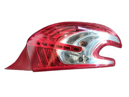 Used Right taillight PEUGEOT 208 I (CA_, CC_) 1.4 HDi (68 hp) 30124346