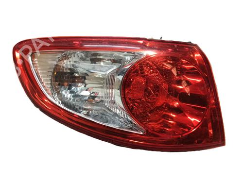 Used Left taillight HYUNDAI SANTA FÉ II (CM) 2.2 CRDi GLS 4x4 (150 hp) 18199992