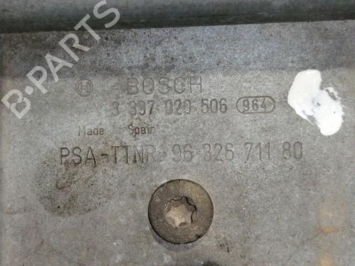 Front wiper motor CITROËN C5 I (DC_) 2.0 HDi (DCRHYB) | BP9156121M29 