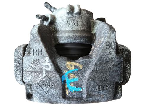 Used Right front brake caliper DACIA DOKKER Express Box Body/MPV 1.5 dCi 75 / Blue dCi 75 (FEJW, FEAH) (75 hp) 27492185