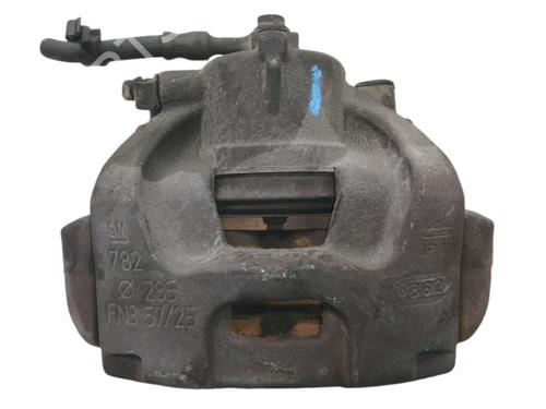 Used Right front brake caliper OPEL VECTRA C Estate (Z02) [2003-2009]  13637744
